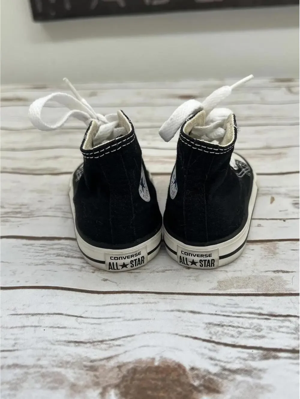 Converse Chuck Taylor All Star Black High Top Sneakers - sz 5